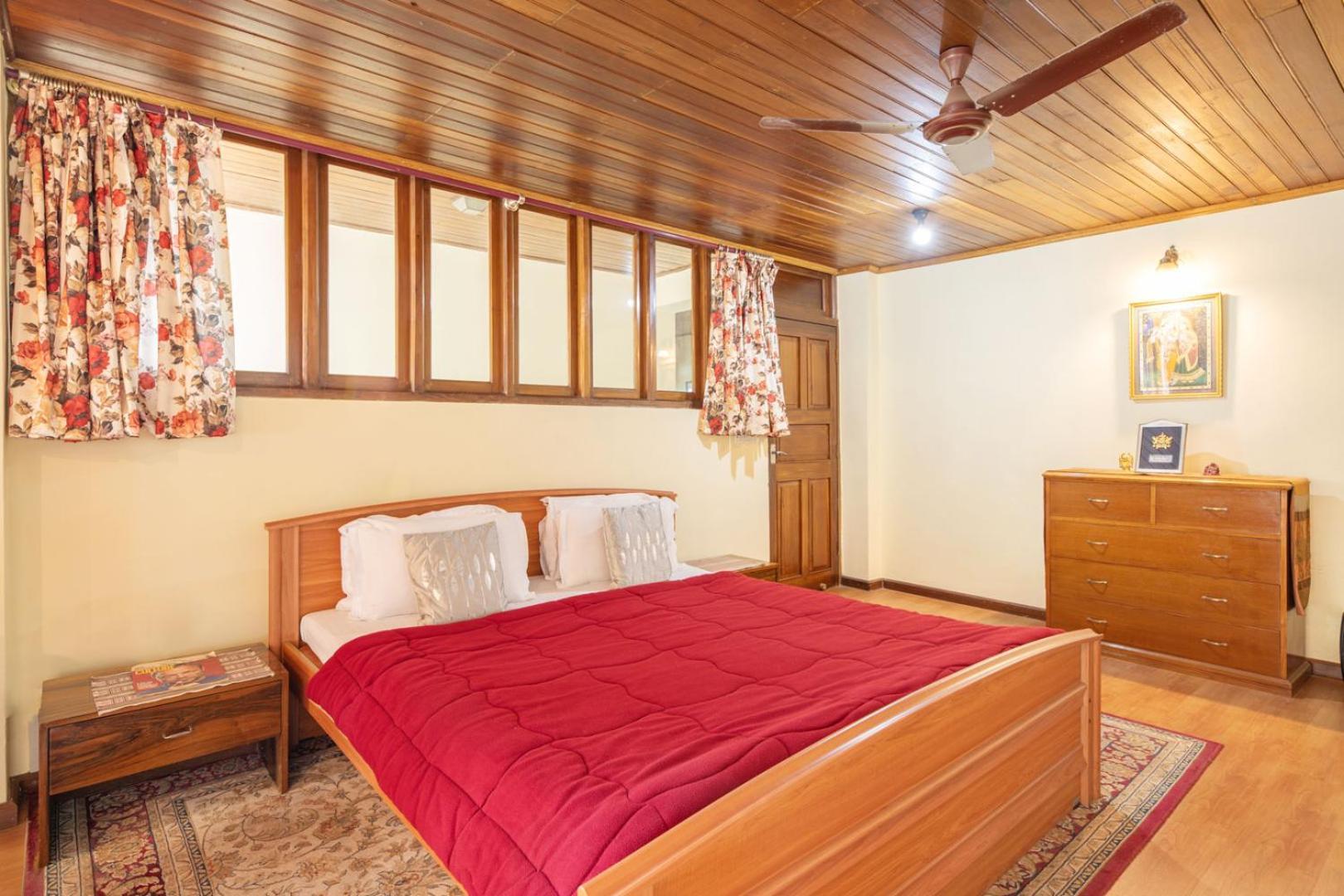 La Ipsing Farm By Stayvista - 3 Bhk Villa With Balcony, Mountain View, Indoor Games, And Pet Friendly Samdong ภายนอก รูปภาพ